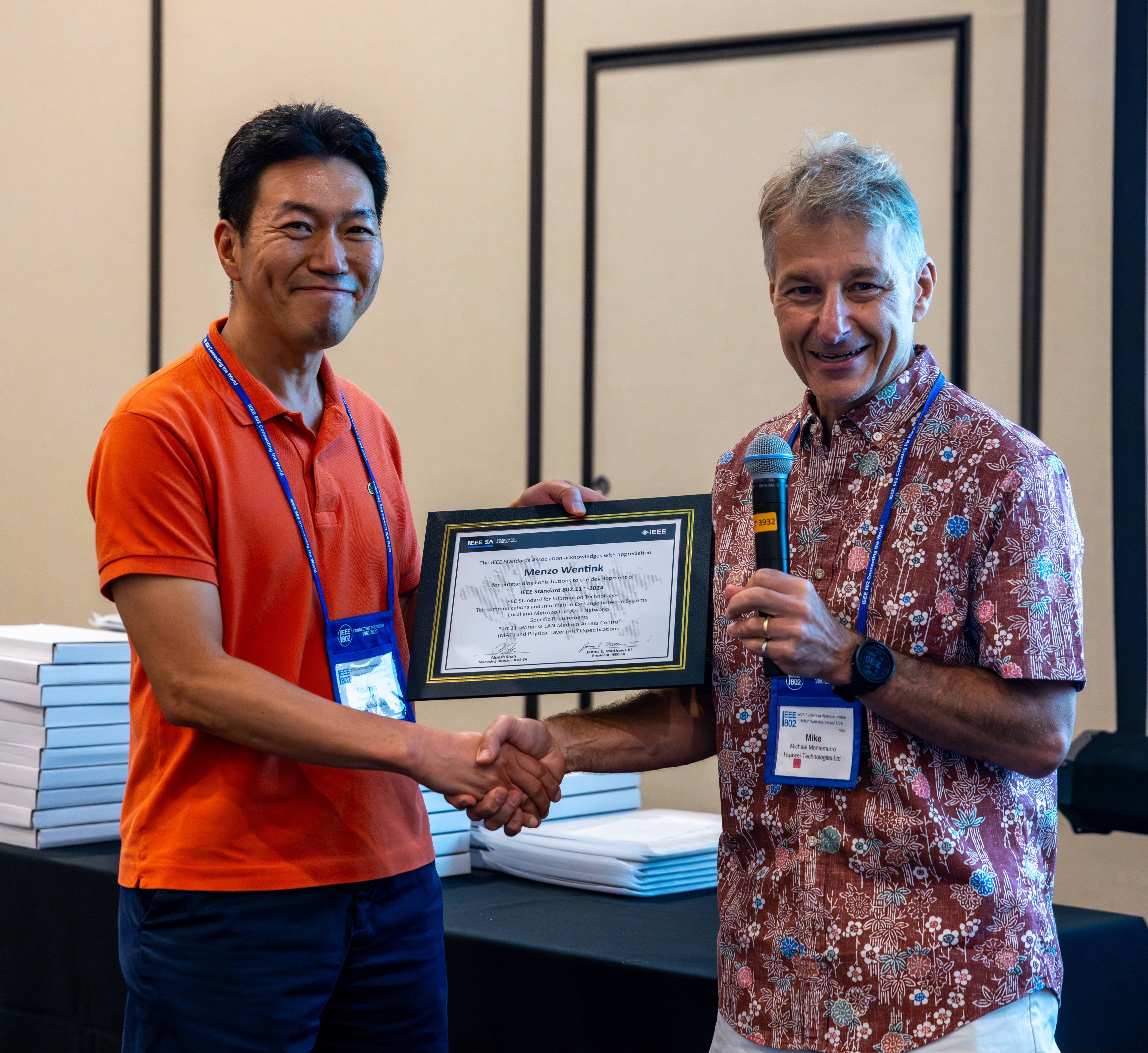 Youhan Kim accepting on behalf of Menzo Wentink